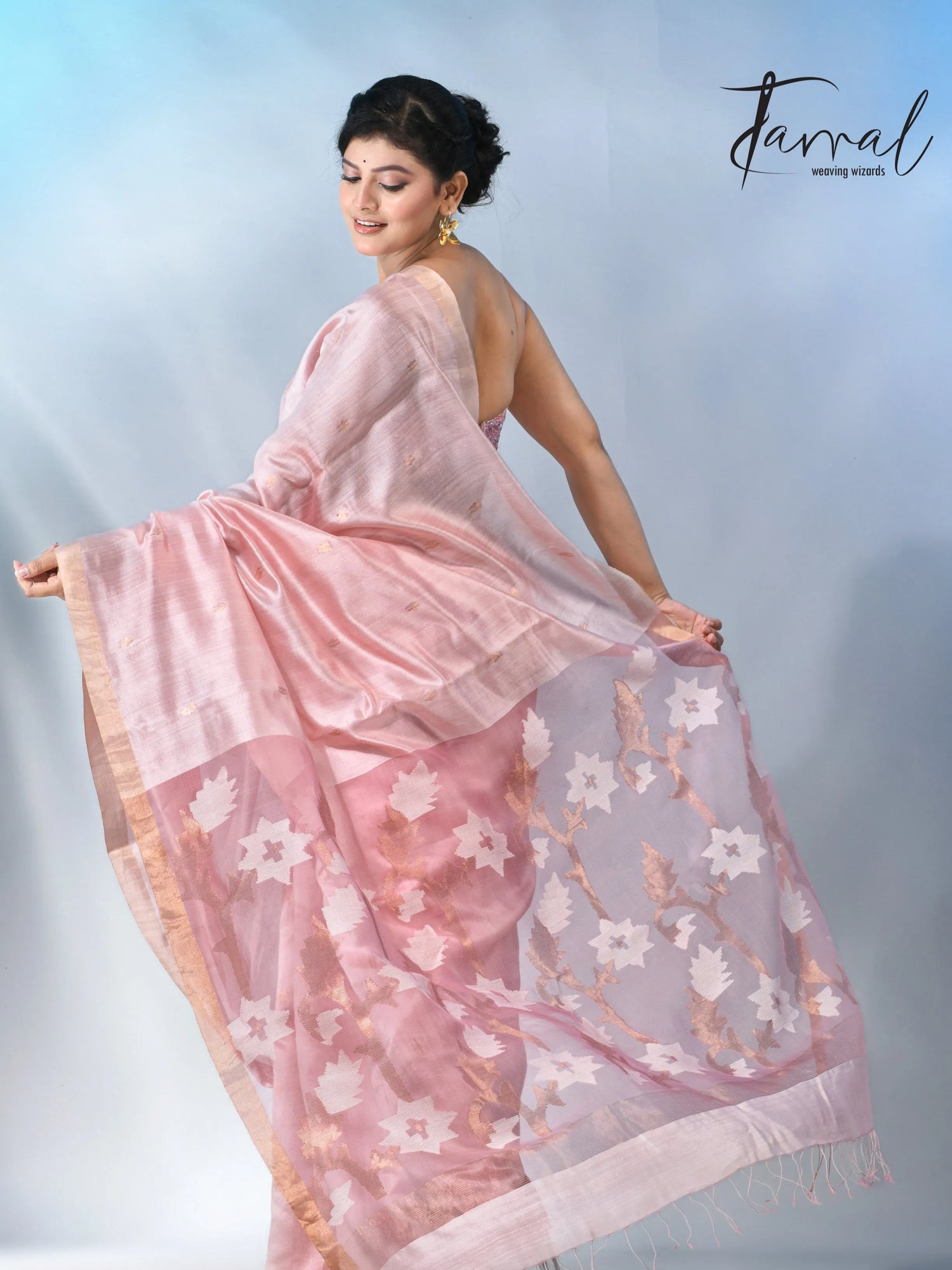 Baby pink with border bangalore silk handwoven jamdani saree