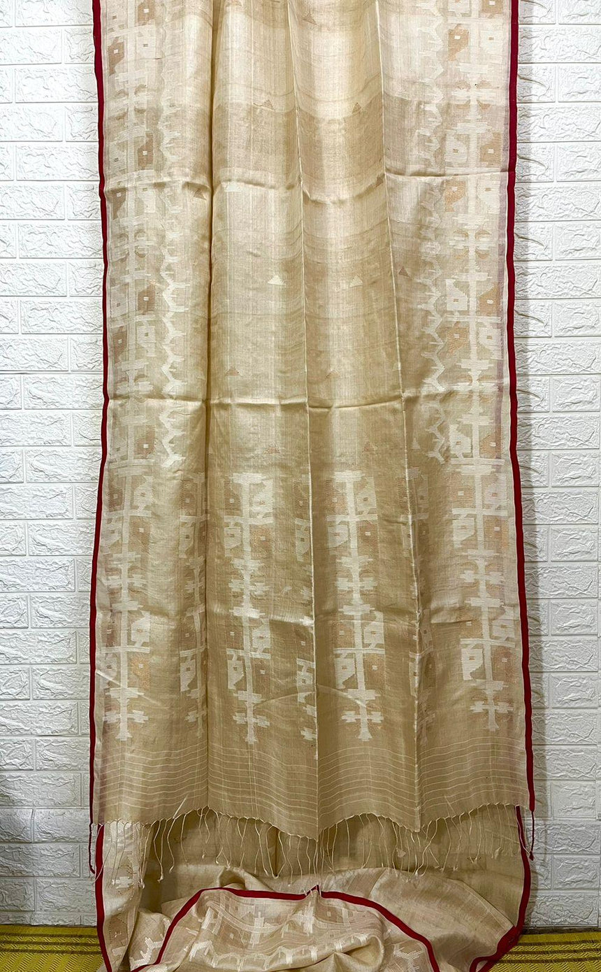 Beige with red border traditional handwoven jamdani saree in tusser silk - Tamal Boutique