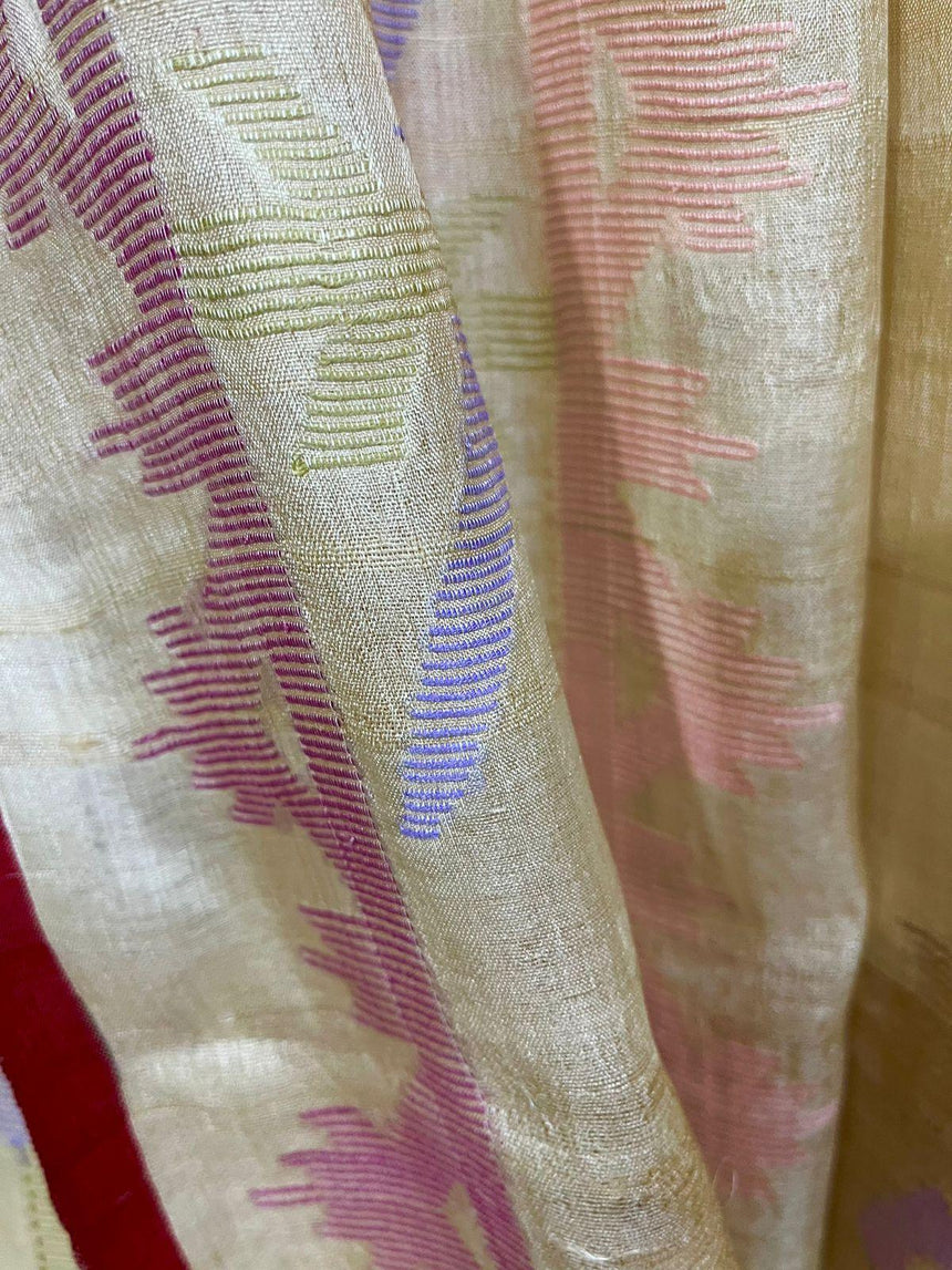 Beige with red border dhakai jamdani tussar silk handwoven jamdani saree - Tamal Boutique