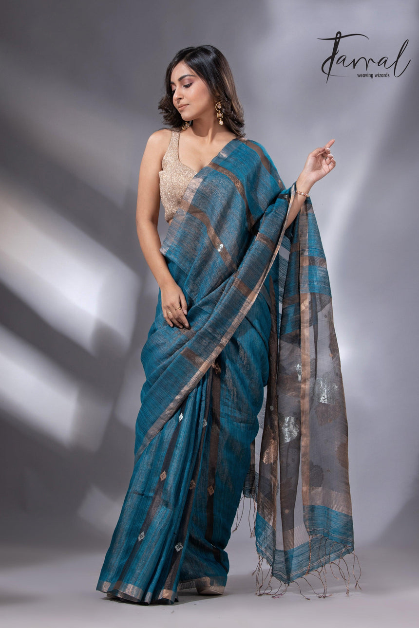 Black Pallu Tissue Matka Handloom Jamdani Saree in Peacock Blue3