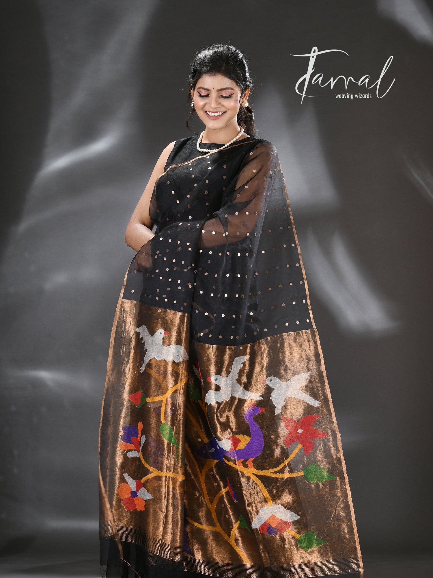 Black Peacock Paithani Handwoven Jamdani full6