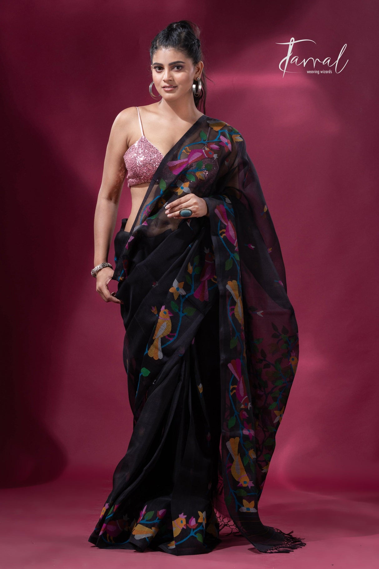 Black floral motifs floral motifs muslin silk handwoven jamdani saree2