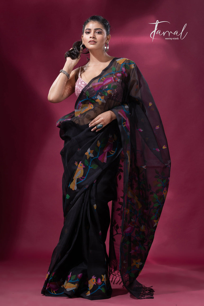 Black  floral motifs floral motifs muslin silk handwoven jamdani saree3