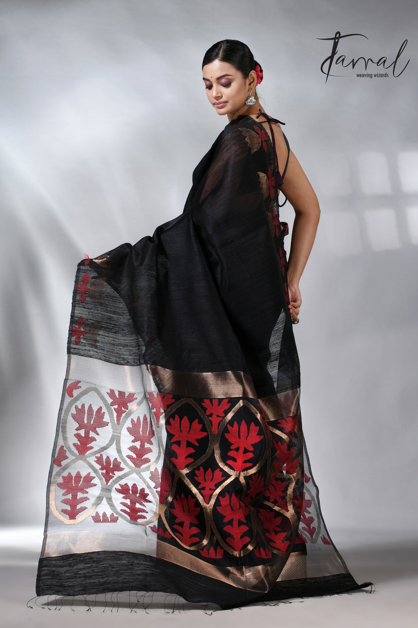 Black with golden lotus matka silk handwoven jamdani saree