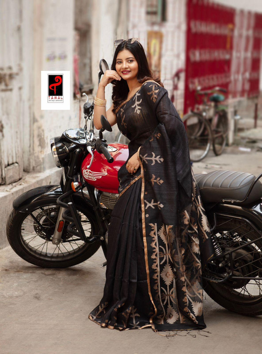 Black with golden zari traditional dhakai handwoven jamdani saree in matka silk - Tamal Boutique