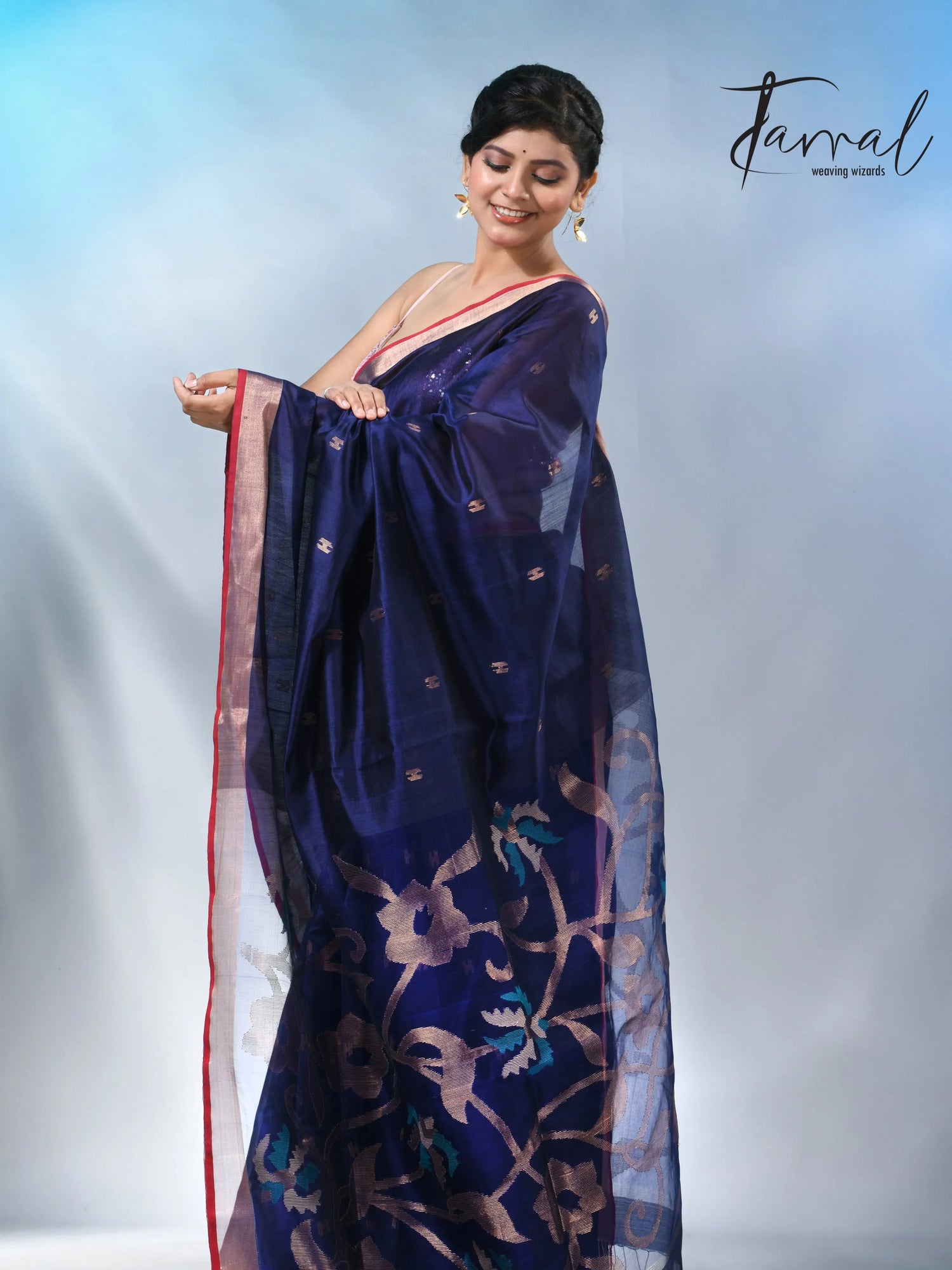 Blue with zari border bangalore silk handwoven jamdani sarees
