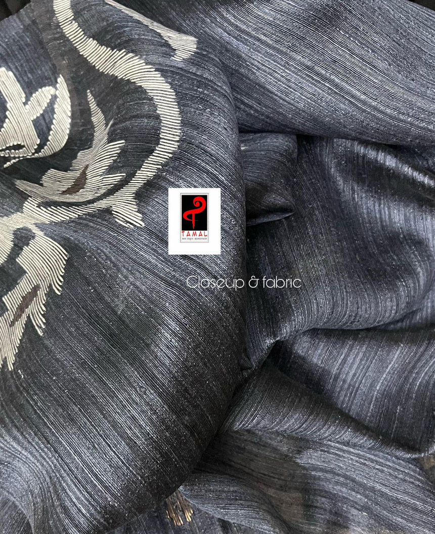 Blueish black alpona motifs handwoven jamdani saree in matka silk - Tamal Boutique
