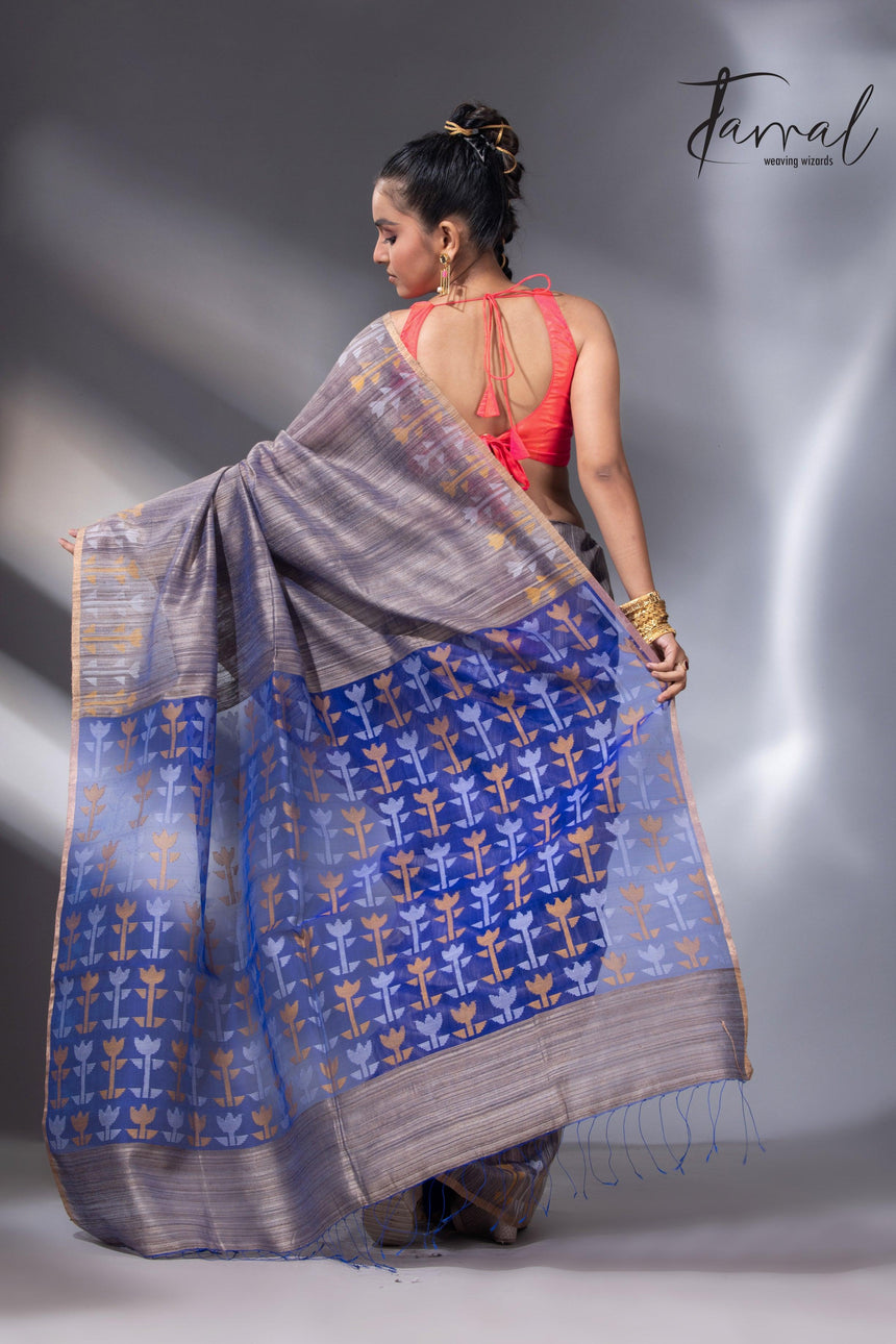 Blueish grey with blue pallu matka silk handwoven jamdani saree back