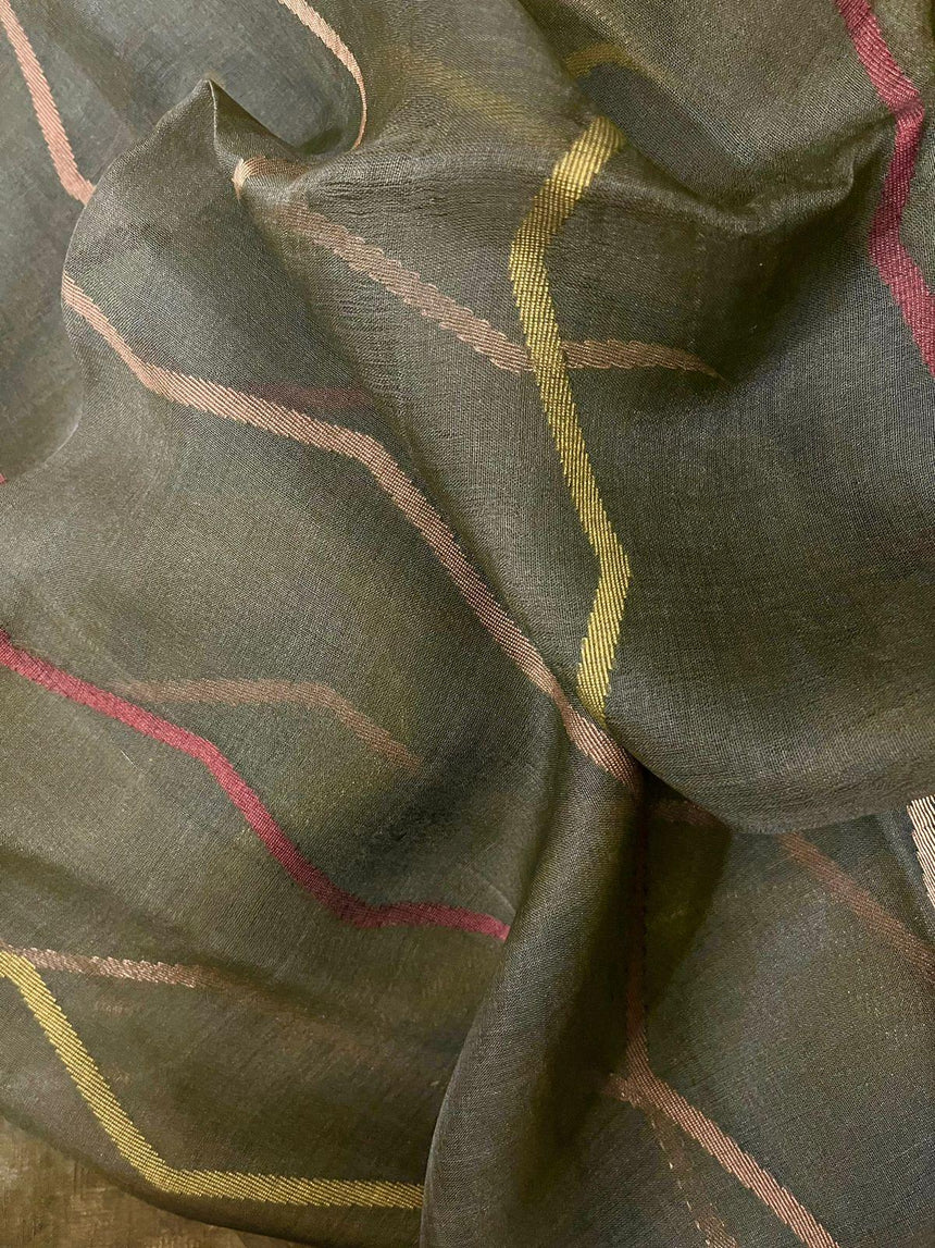 Bottle Green Half Silk Half Linen Handwoven Jamdani Saree - Tamal Boutique