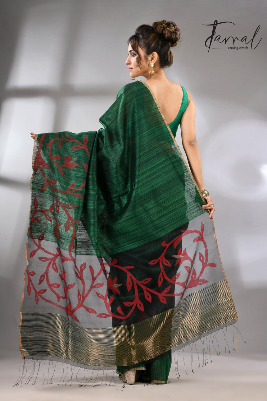 Bottle green silk handwoven needle work jamdani saree_Back3