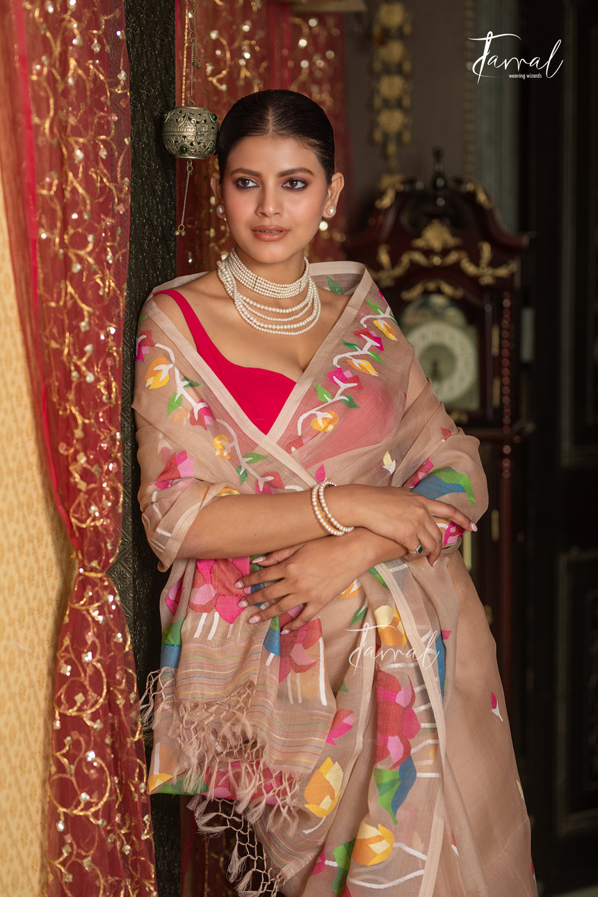 Golden Beige With Multicolour Lotus Motifs Handwoven Jamdani Saree