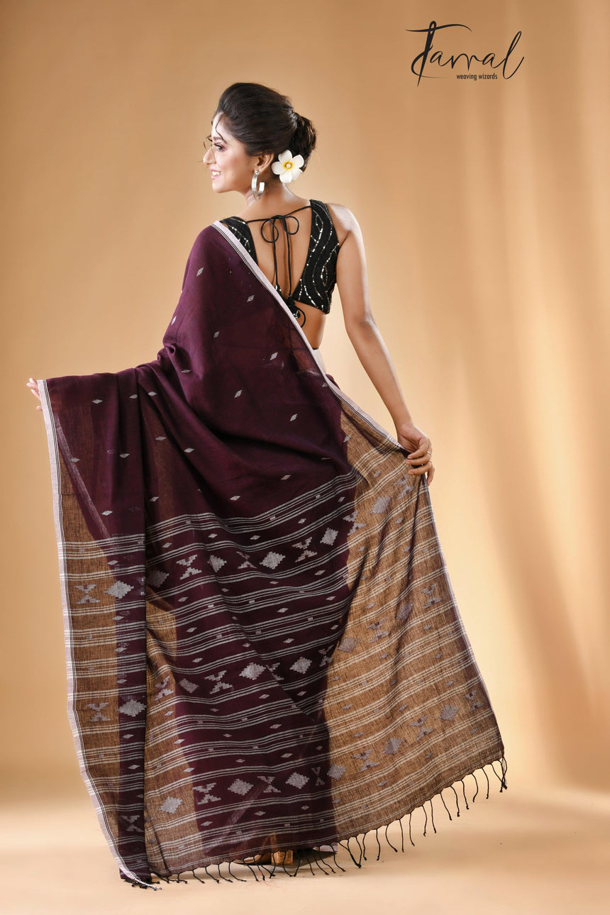 Chocolate Maroon with border cotton handwoven jamdani saree