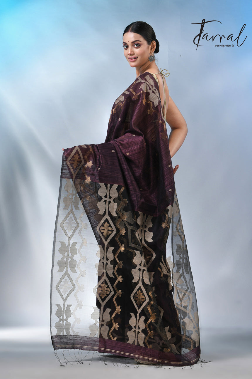 Chocolate brown matka silk traditional handwoven jamdani saree