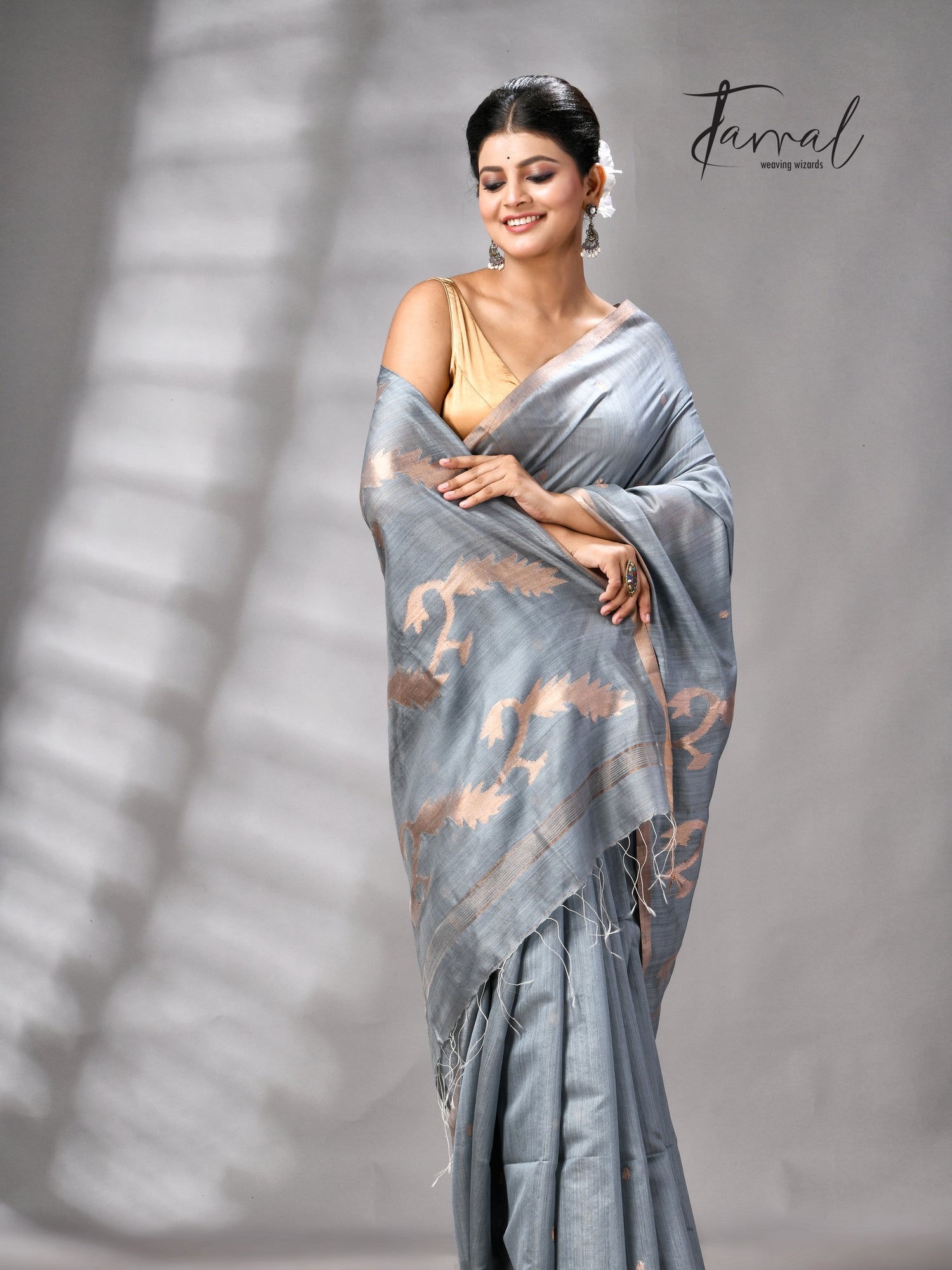 Steel Grey Pure Mulberry Silk Handwoven Jamdani Saree