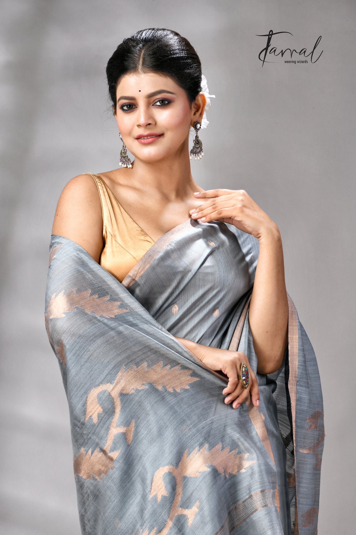 Steel Grey Pure Mulberry Silk Handwoven Jamdani Saree