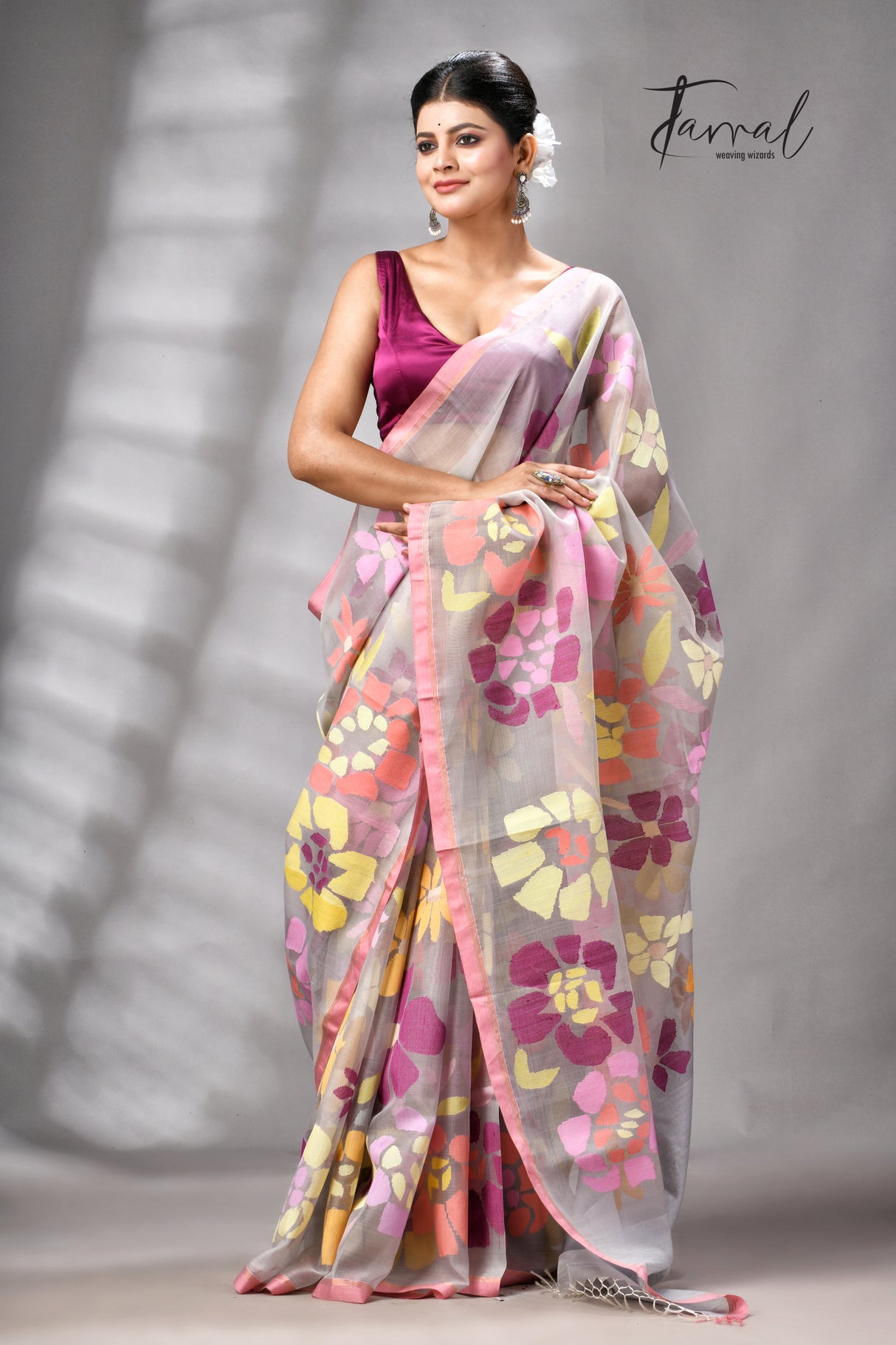 Grey With Dust Pink Border Allover Floral Handwoven Muslin Silk Jamdani Saree