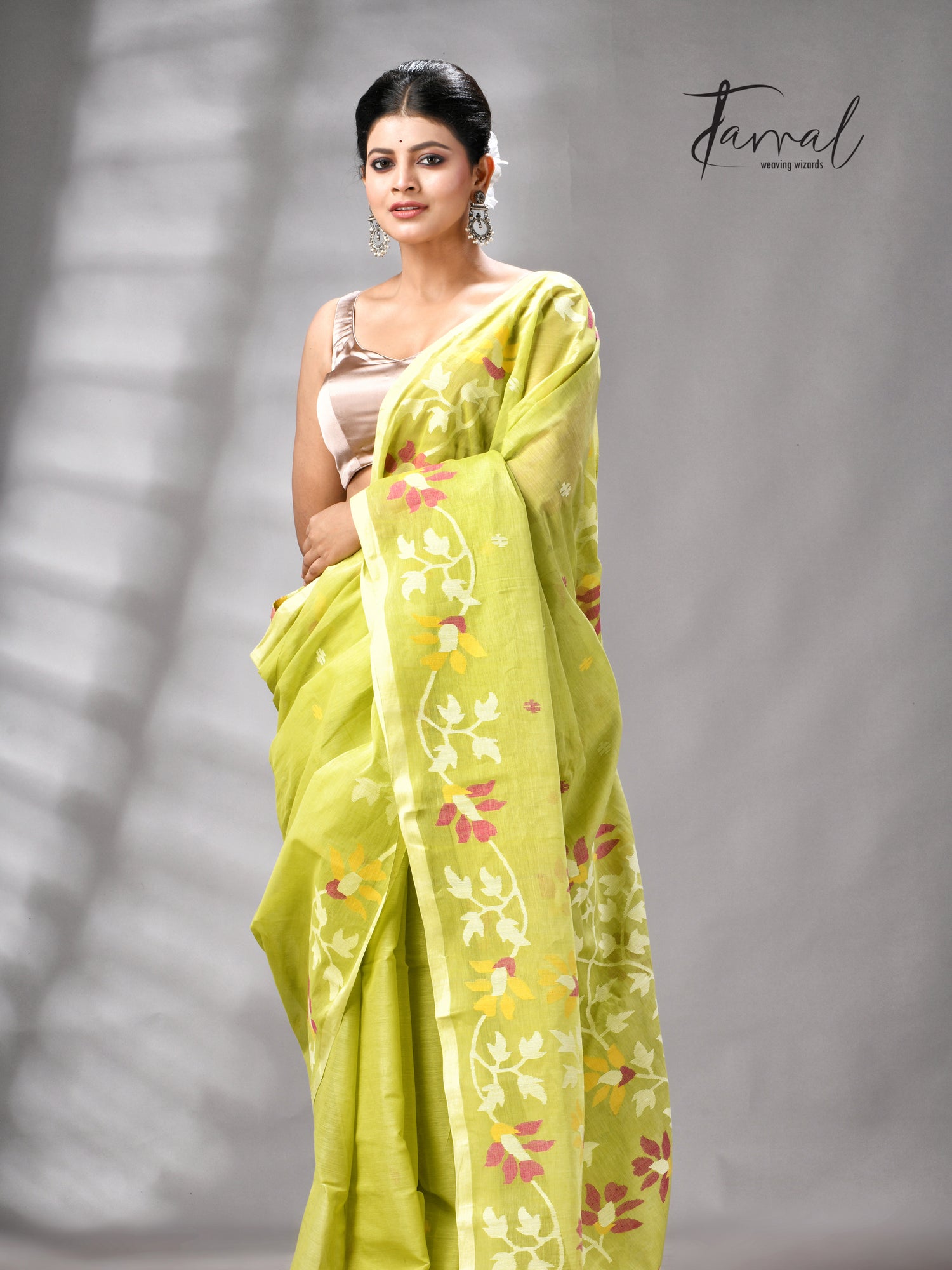 Lemon green pure cotton handwoven jamdani saree