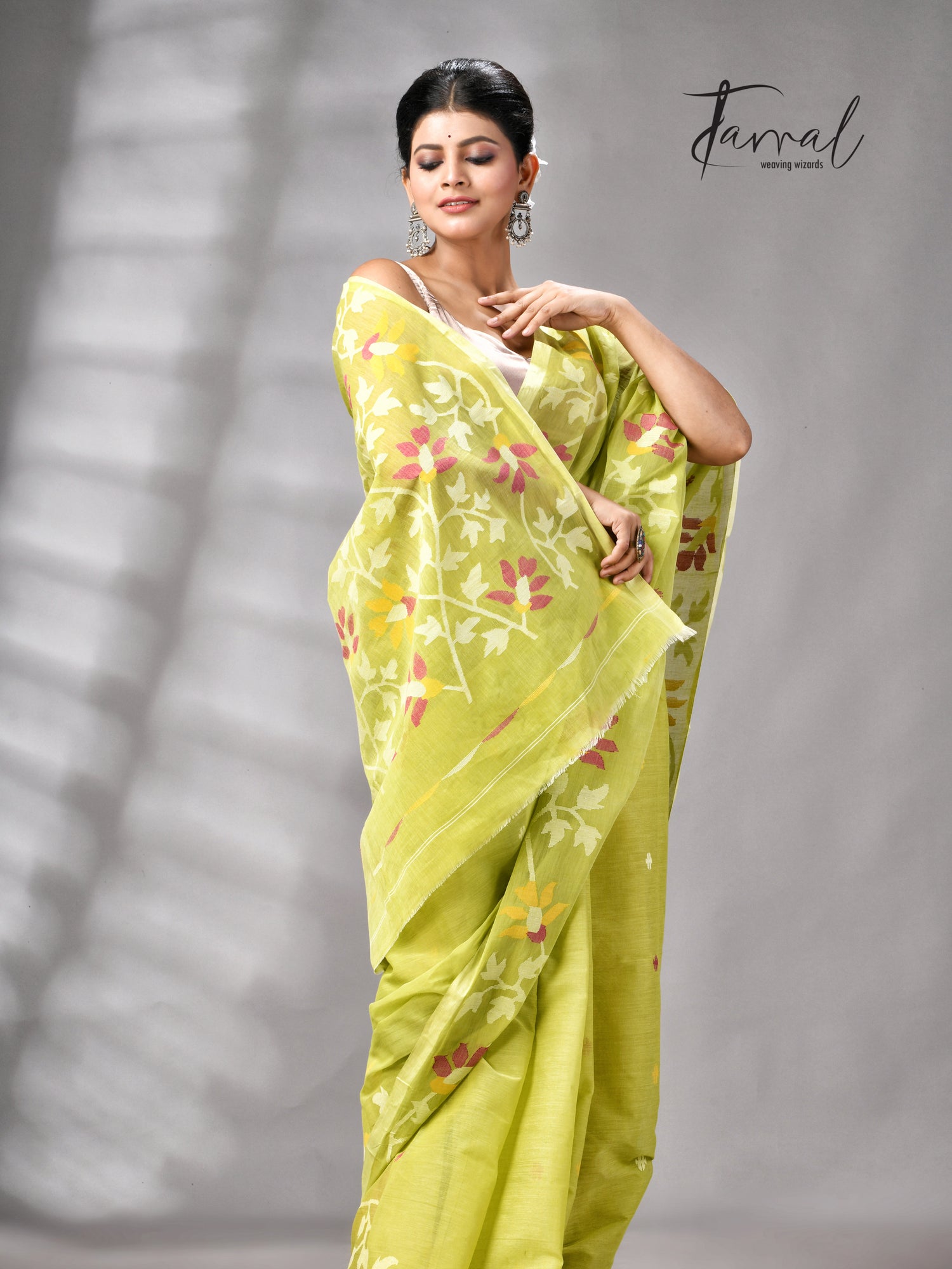 Lemon green pure cotton handwoven jamdani saree