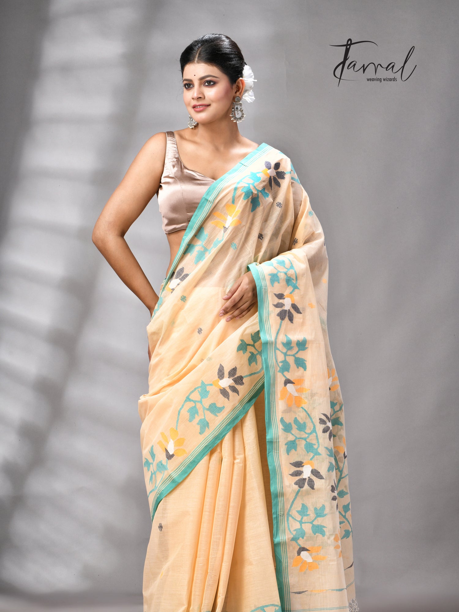 Beige with firoza border pure cotton handwoven jamdani saree