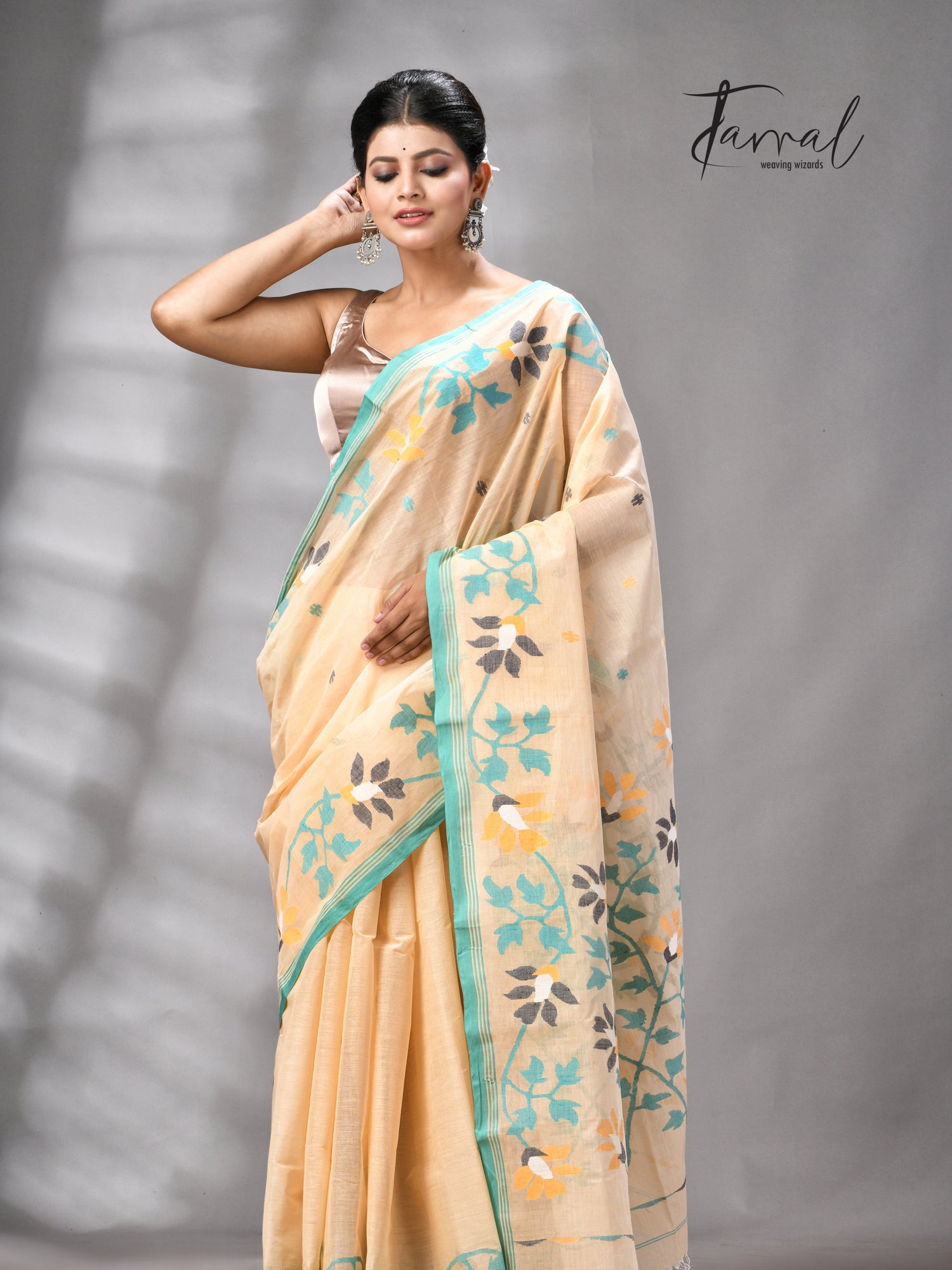 Beige with firoza border pure cotton handwoven jamdani saree