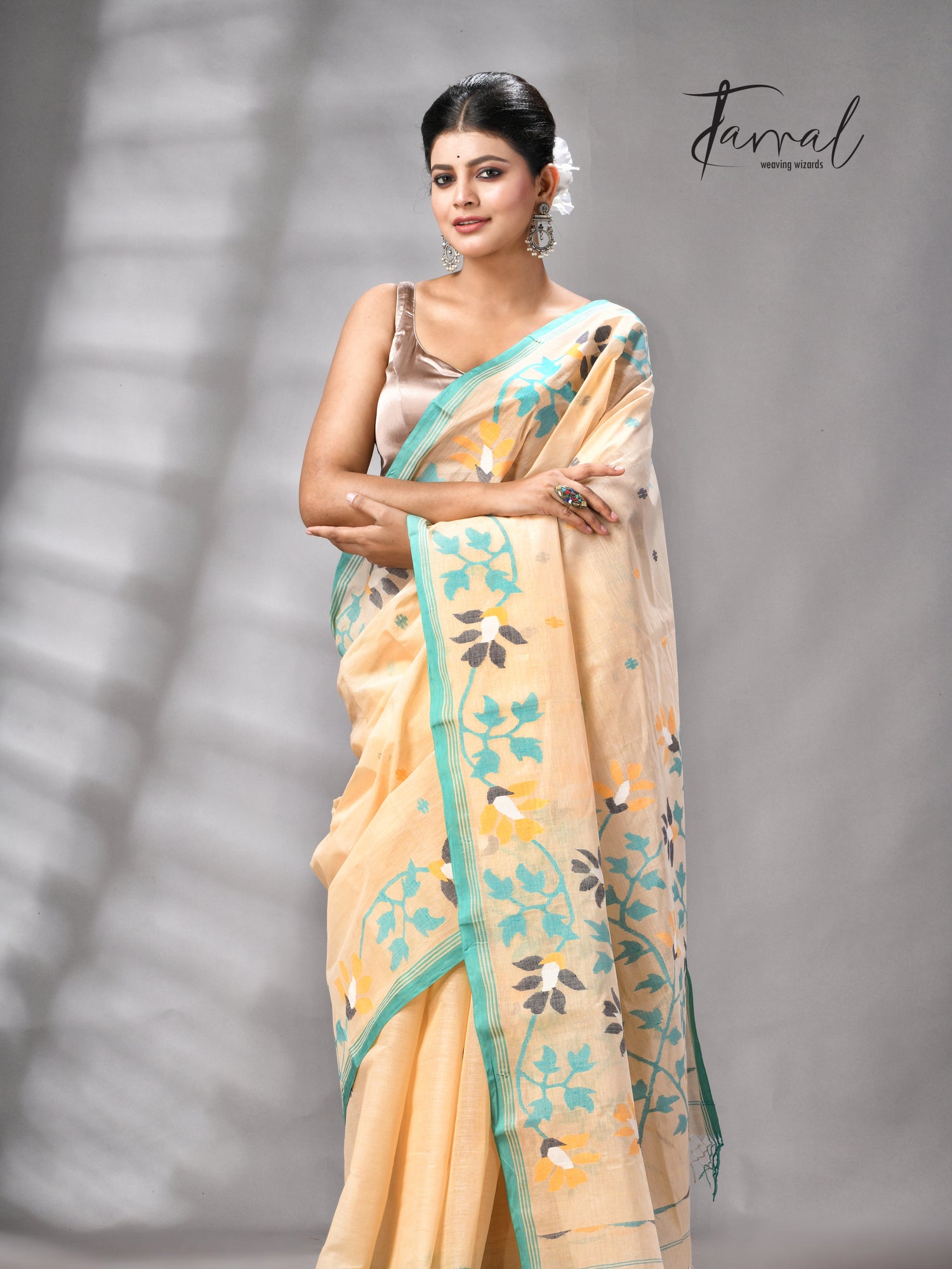 Beige with firoza border pure cotton handwoven jamdani saree