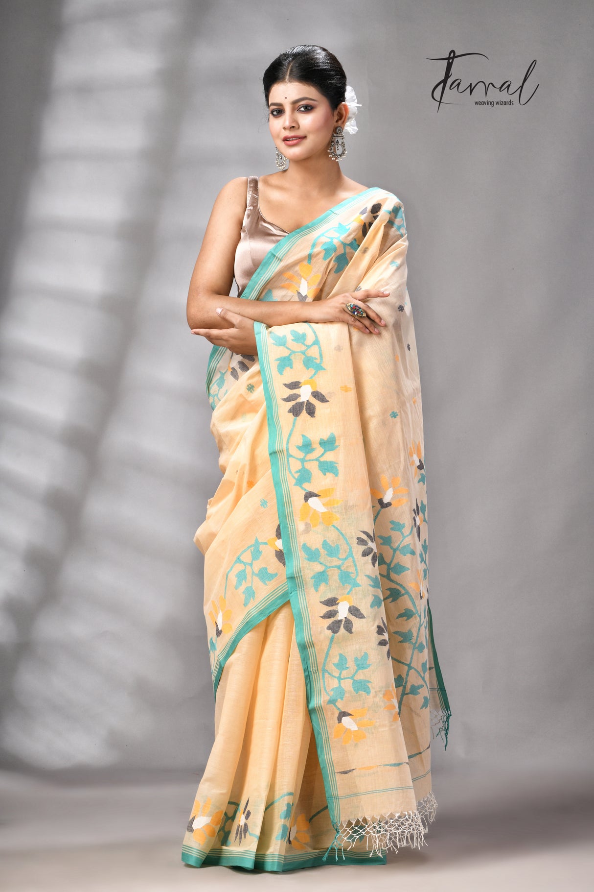Beige With Firoza Border Pure Cotton Handwoven Jamdani Saree