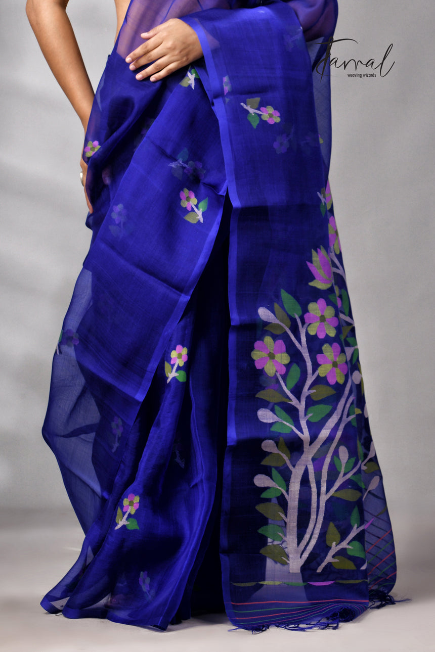 Royal Blue Floral Pallu Muslin Silk Handwoven Jamdani Saree