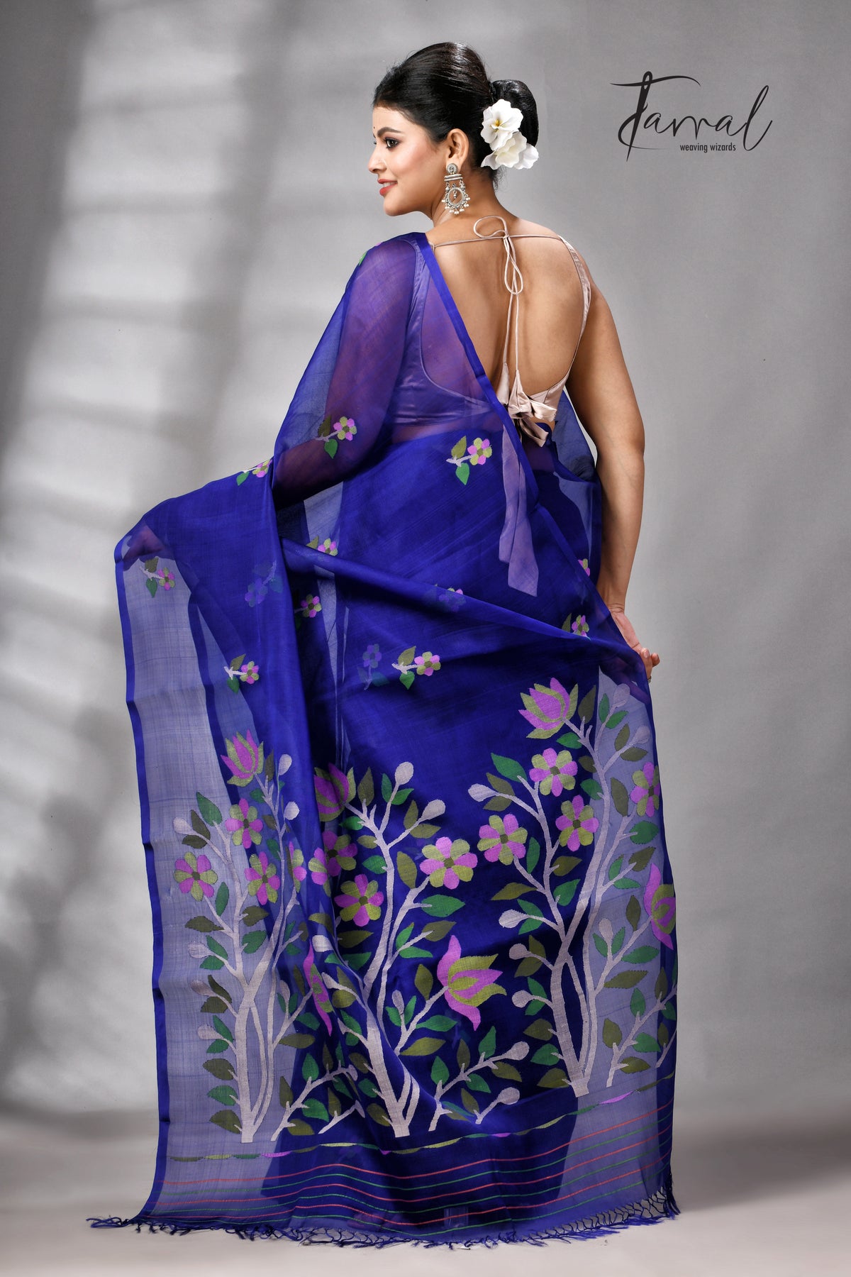Royal Blue Floral Pallu Muslin Silk Handwoven Jamdani Saree