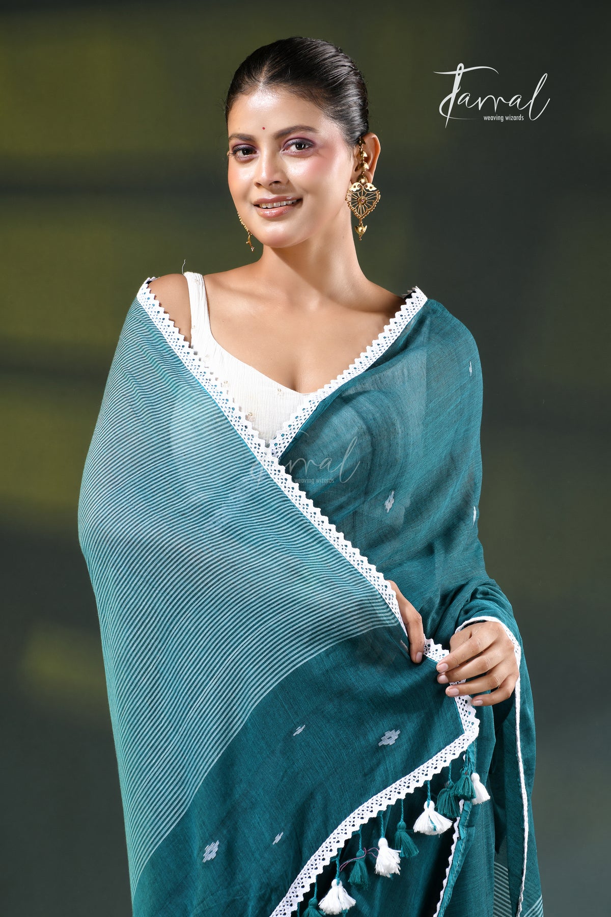 Teal Blue Handloom Jamdani Saree | Geometric Motifs | Minimal Border | Tamal Boutique