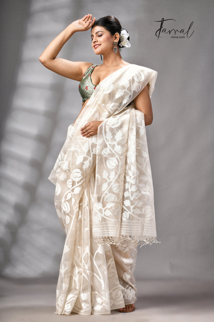 Offwhite Self Allover Rose Motifs Handwoven Muslin Silk Jamdani Saree