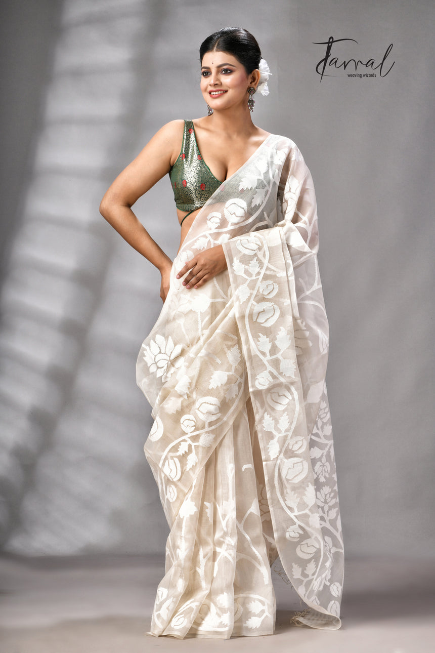 Offwhite Self Allover Rose Motifs Handwoven Muslin Silk Jamdani Saree