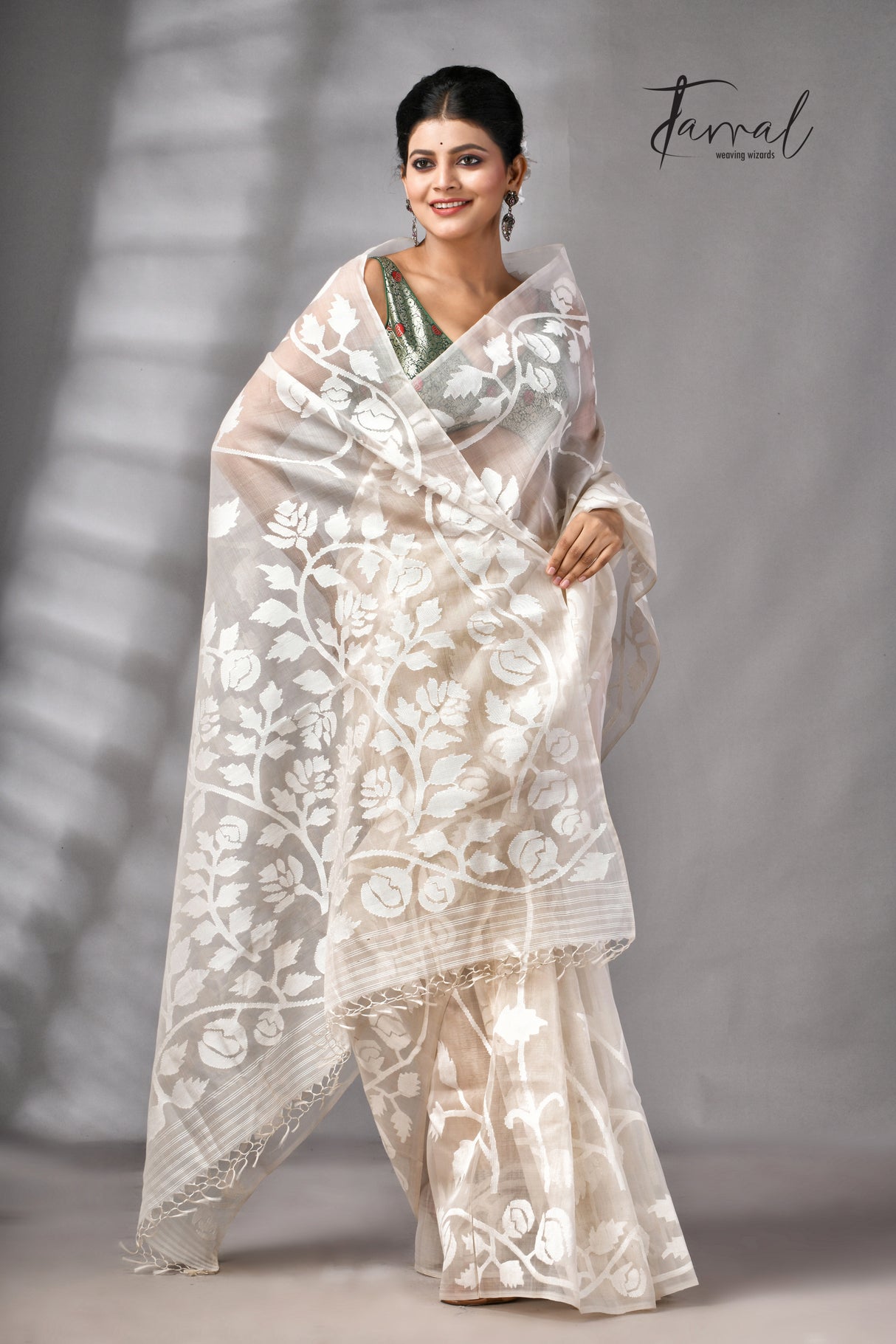 Offwhite Self Allover Rose Motifs Handwoven Muslin Silk Jamdani Saree