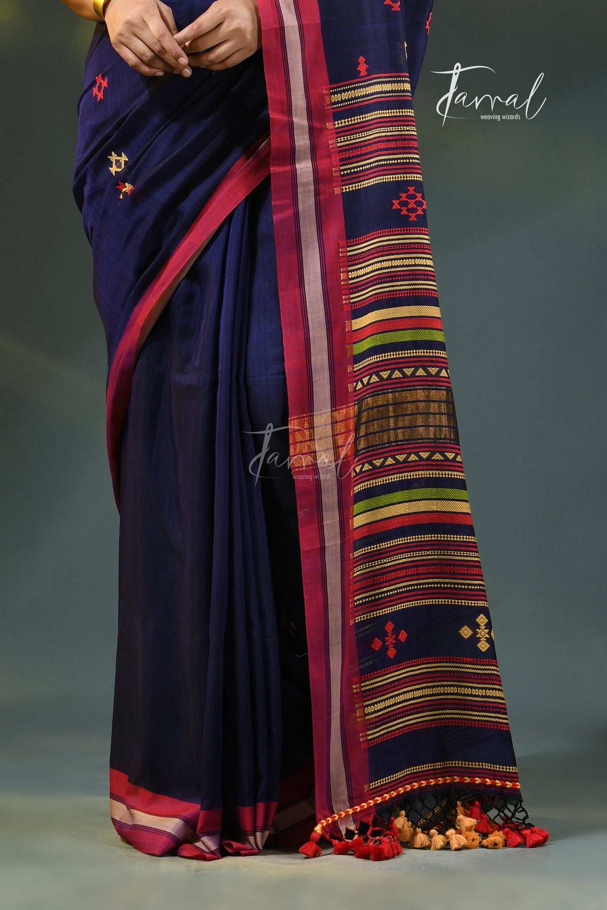 Navy blue with maroon border pure cotton handloom bhujodi saree