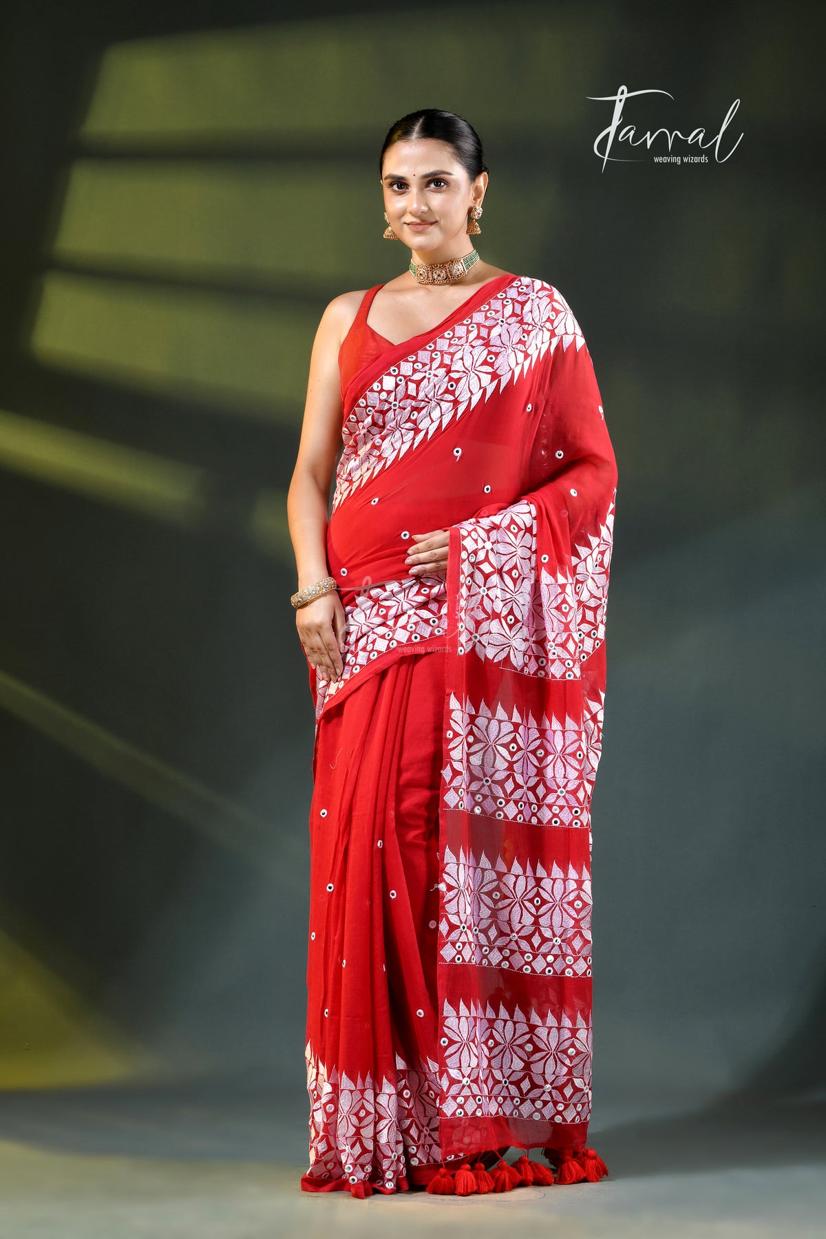 Red Mulmul Cotton Saree with White Kathiyawadi Embroidery | Cross-Regional Craft | Tamal Boutique