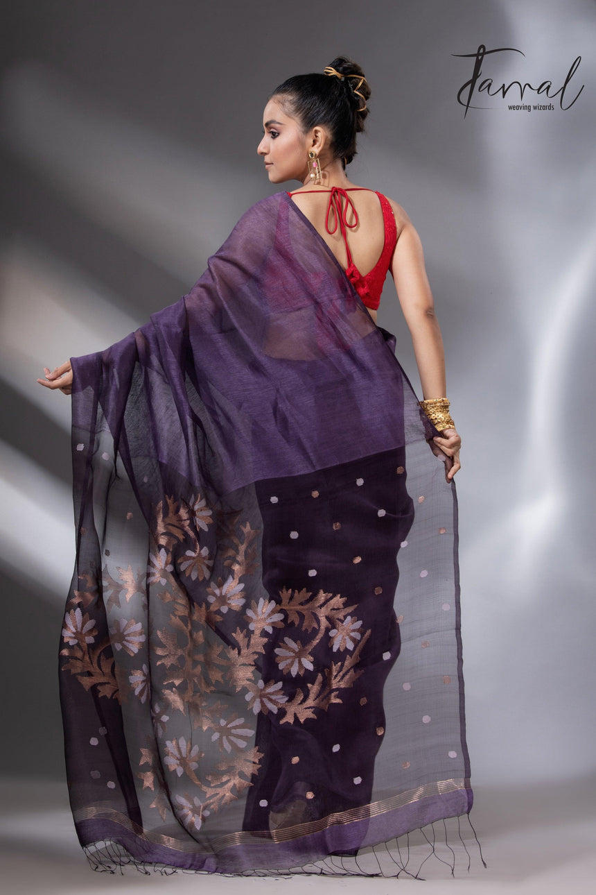 Deep Magenta silk linen handwoven jamdani saree in Kolkata back