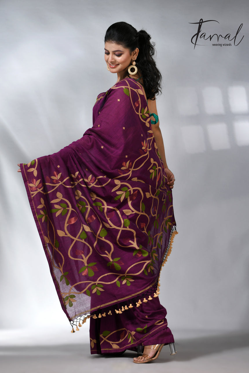 Deep magnet with multicolor pure cotton handloom jamdani saree