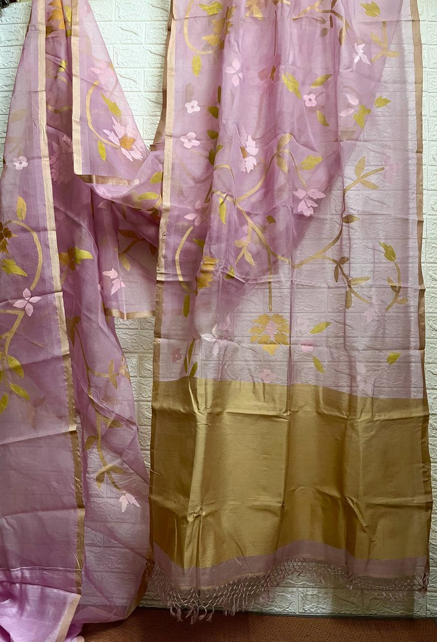 Dust pink with tusser border allover floral handwoven muslin silk jamdani saree - Tamal Boutique