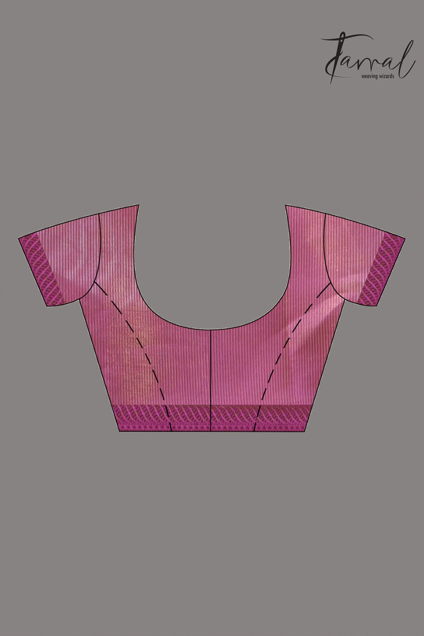 Exlore the Golden with the Pink colour in the Benarasi saree