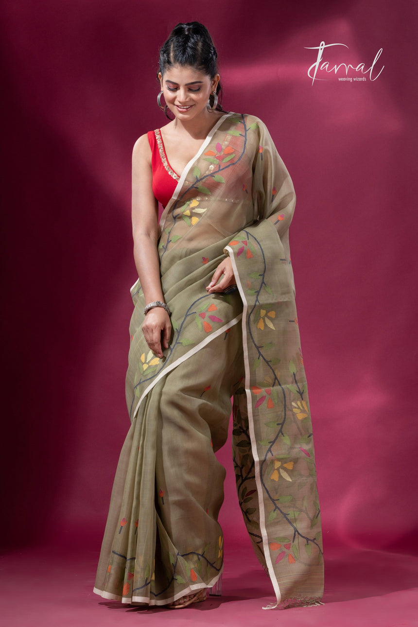 Floral Border Muslin Silk Handwoven Jamdani Saree in Mos Green2