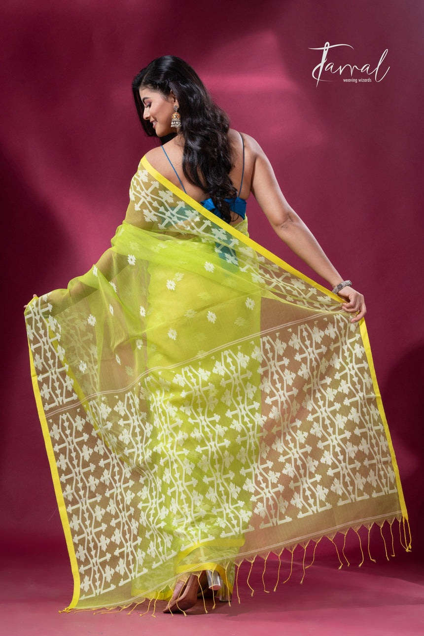 jamdani saree, jamdani, handloom, handwoven, saree, silk, dhakai, weaving, kolkatasaree, tamalboutique