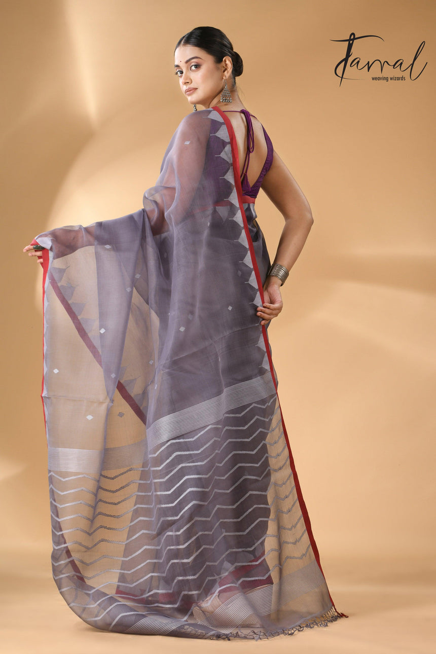 Grey Muslin Silk Handwoven Neddle Work Jamdani Saree Back