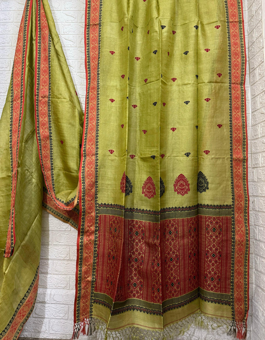 Lemon green with red border tussar silk handloom jamdani saree - Tamal Boutique