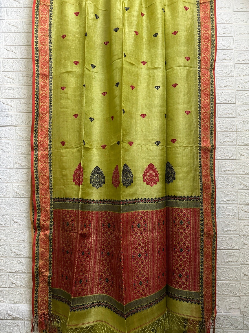 Lemon green with red border tussar silk handloom jamdani saree - Tamal Boutique