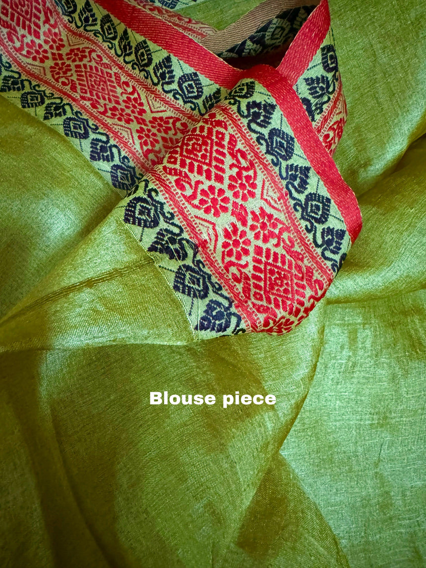 Lemon green with red border tussar silk handloom jamdani saree - Tamal Boutique