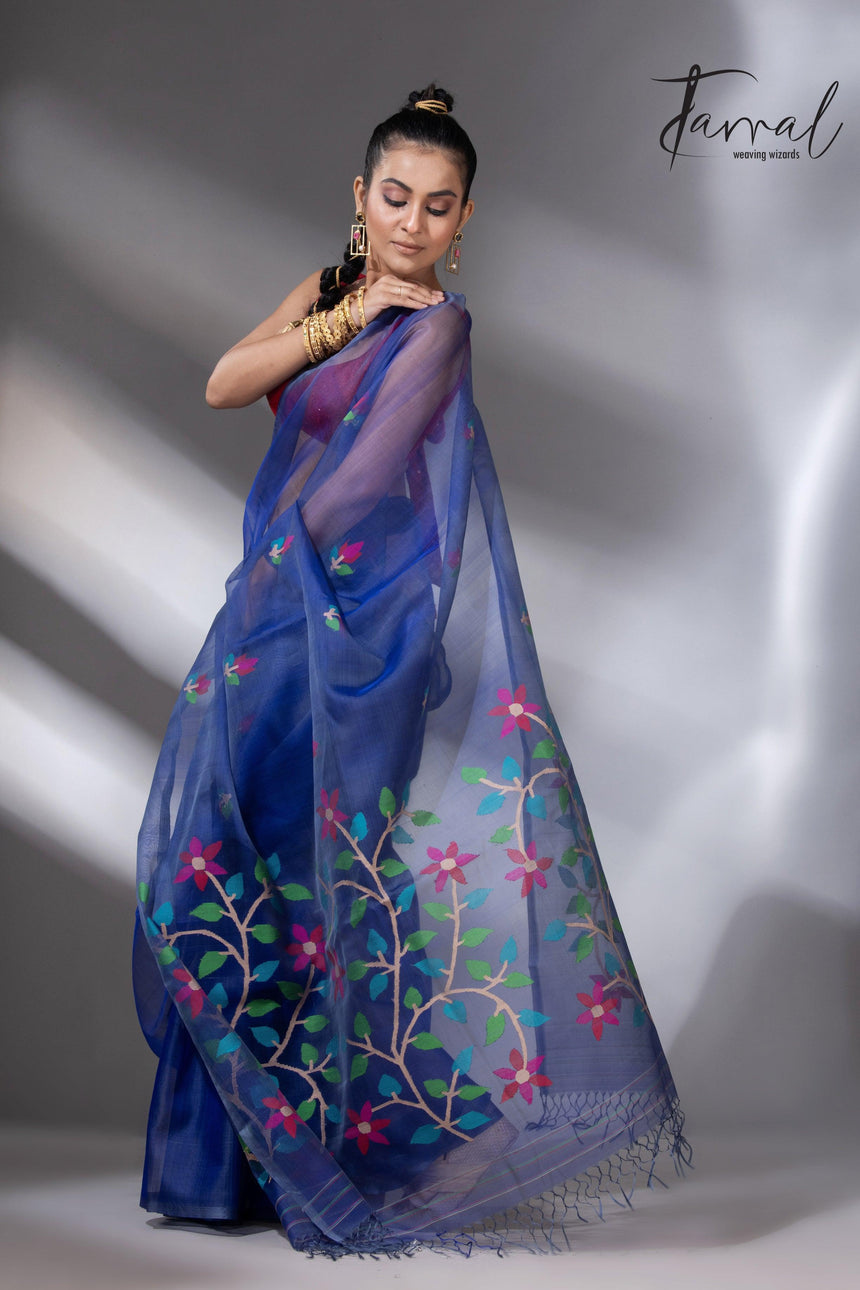 Indigo Floral Grace muslin silk handwoven jamdani saree4