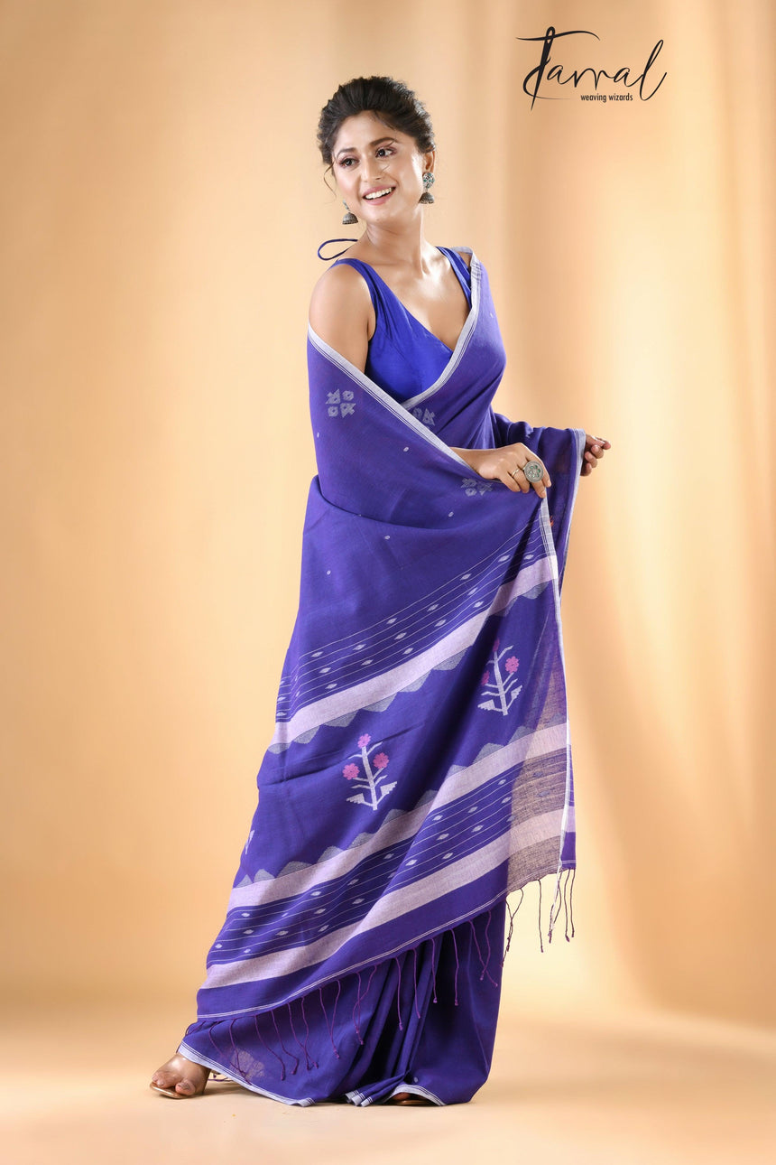 Lavender with tree pallu pure cotton handwoven jamdani saree