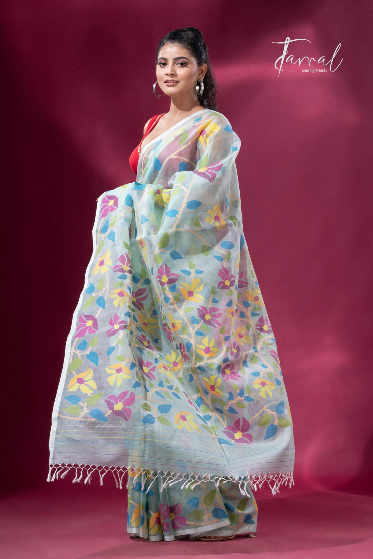 Light Sea Green Floral Delight allover Handwoven Jamdani Saree4