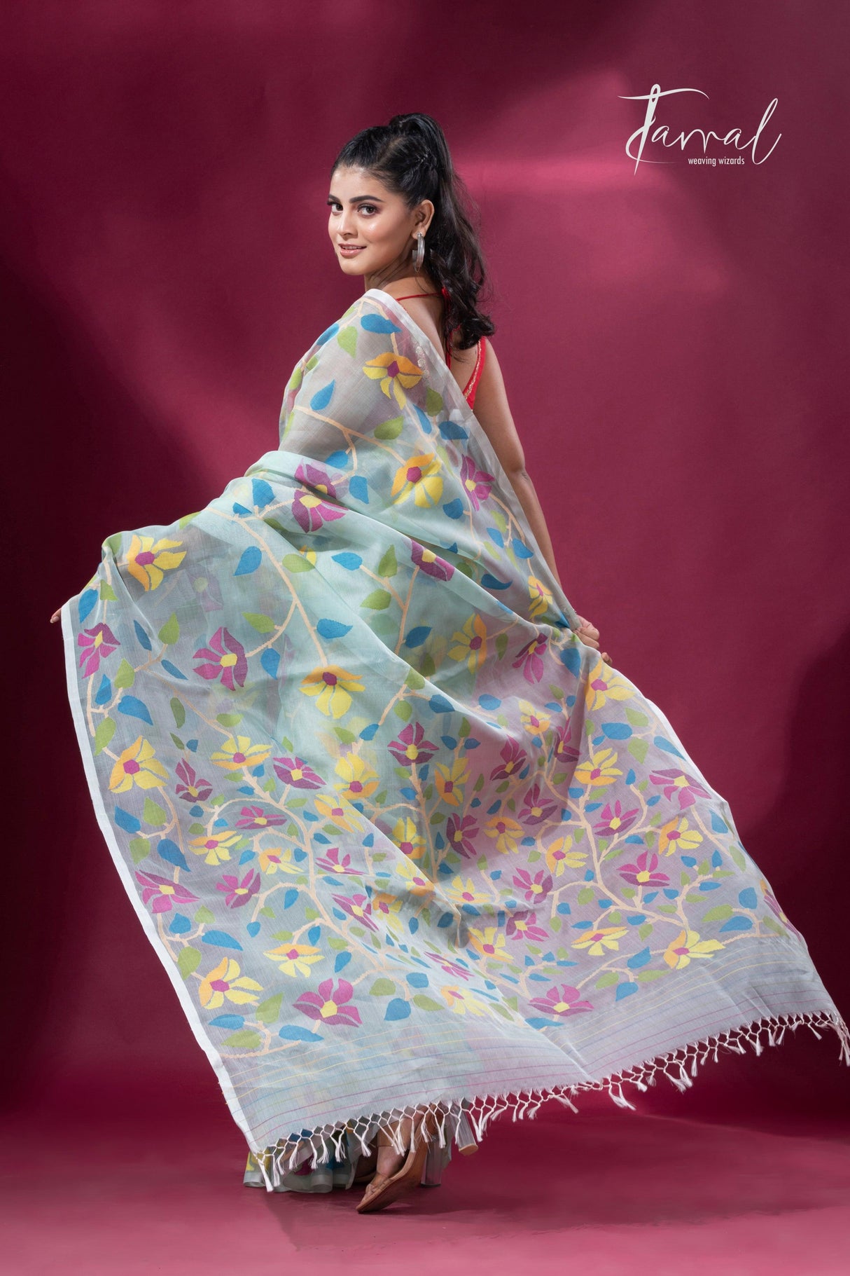 Light Sea Green Floral Delight allover Handwoven Jamdani Saree6