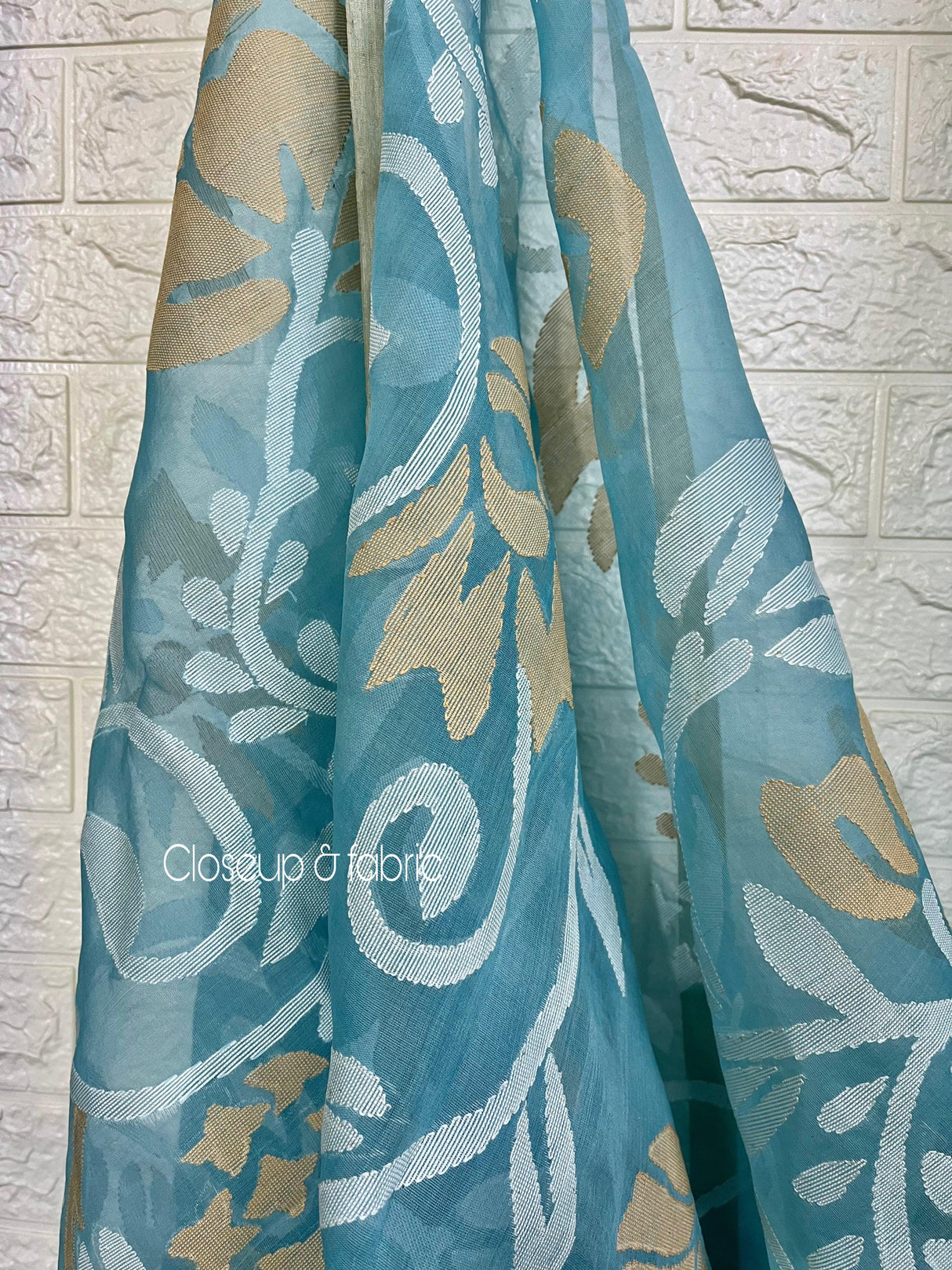 Light sky blue with white & beige colour allover floral handwoven jamdani saree - Tamal Boutique