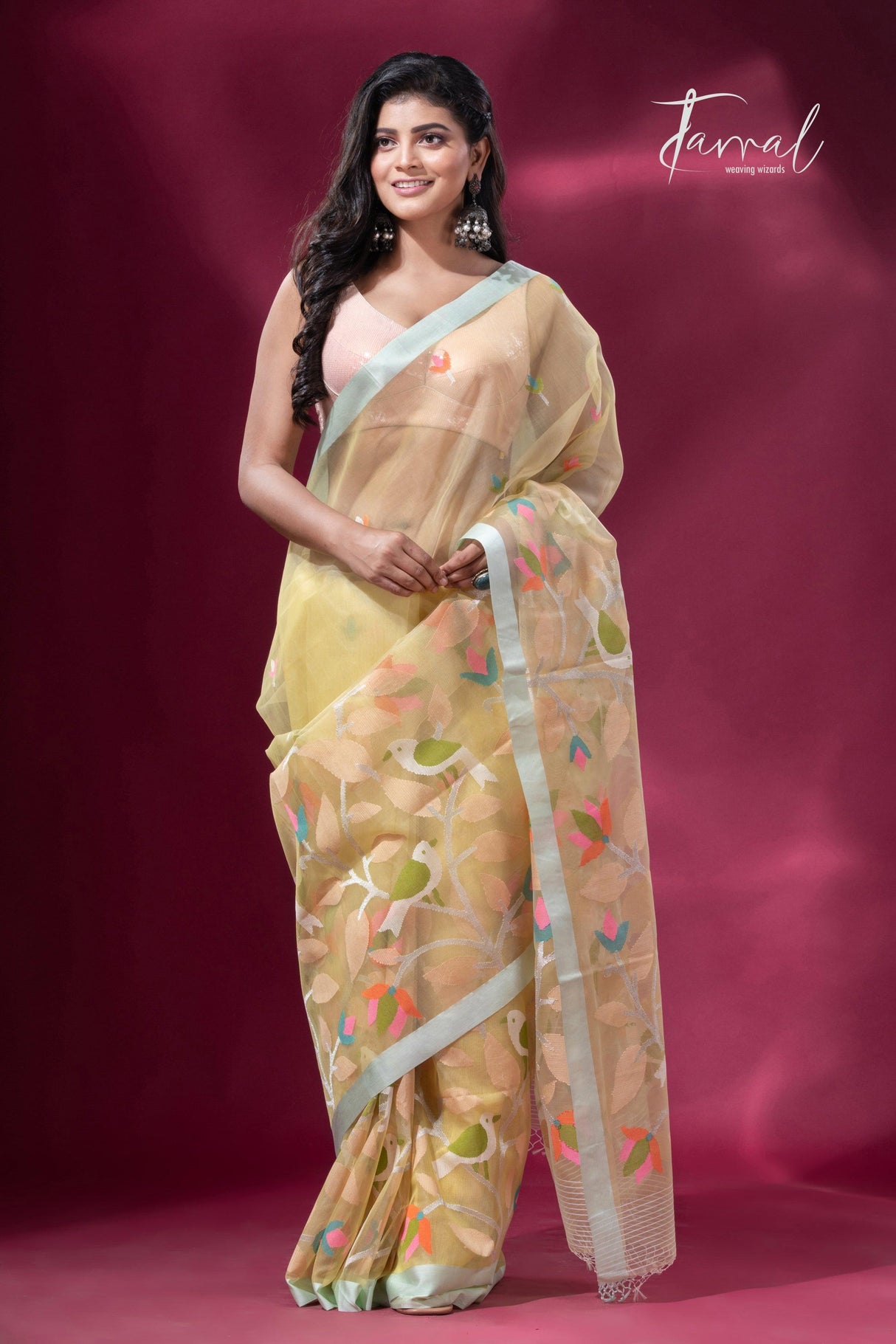 Light lemon yellow pure organza silk handwoven jamdani saree full2